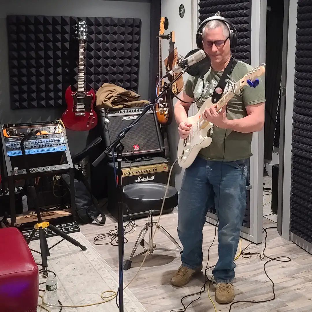 Big Joe waIling on electric guitar